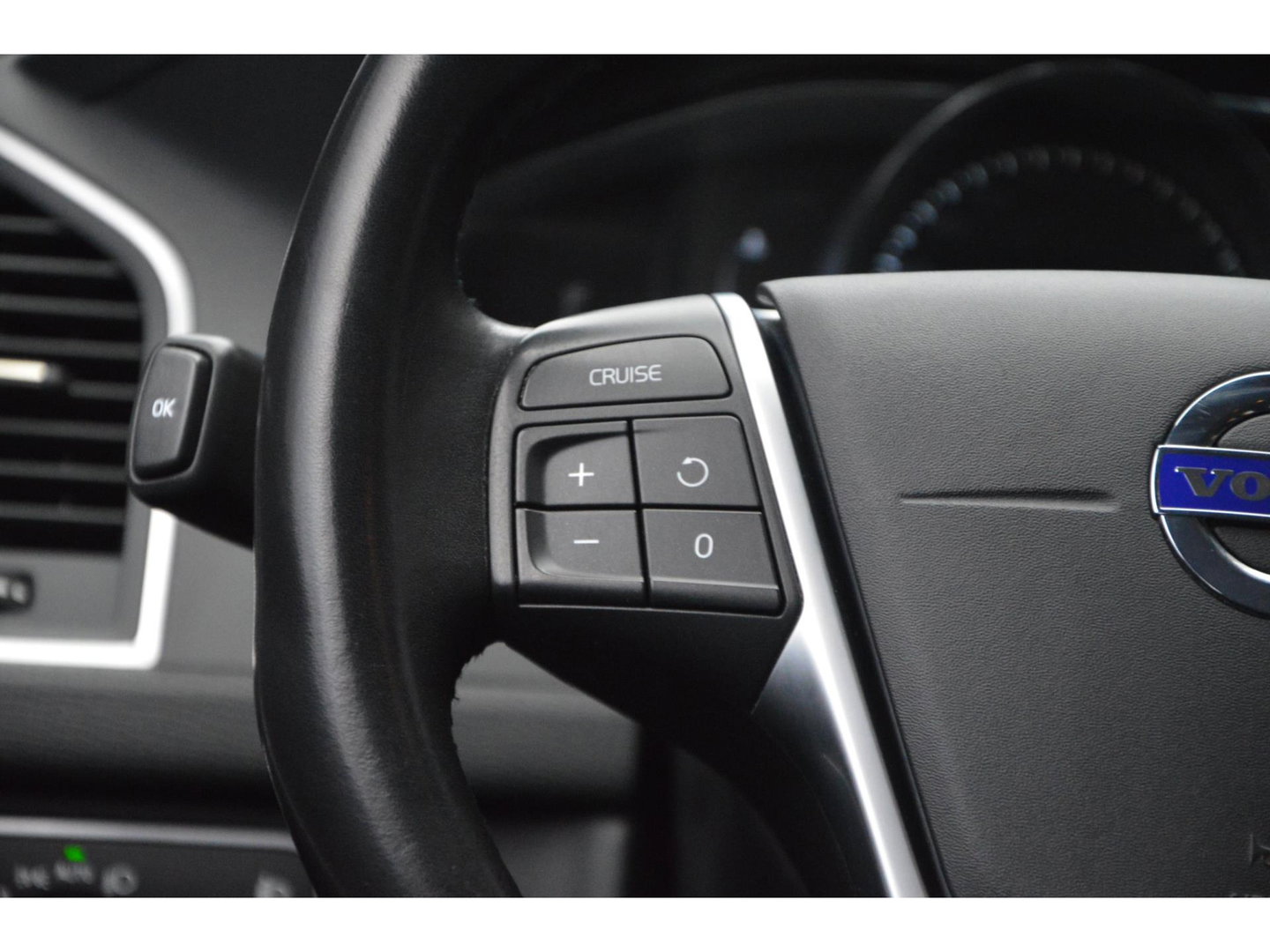 Volvo XC60 T5 AWD Inscription | Trekhaak 2000KG | Dealer onderhouden | Stoelverwarming | Leer | Cruise Control | Bluetooth |