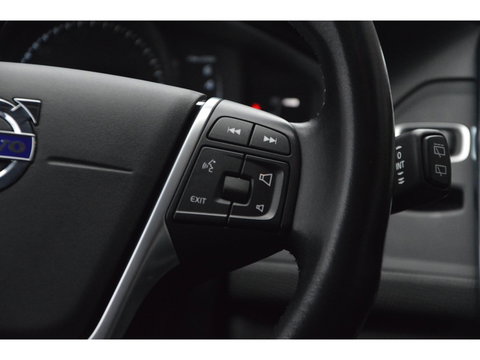 Volvo XC60 T5 AWD Inscription | Trekhaak 2000KG | Dealer onderhouden | Stoelverwarming | Leer | Cruise Control | Bluetooth |