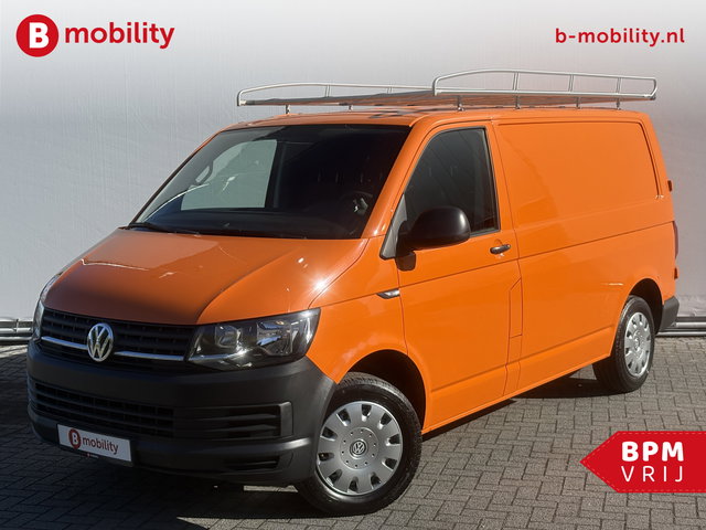 Volkswagen Transporter - 2.0 TDI Comfortline Trekhaak Imperial Betimmering | Cruise Control | Apple CarPlay | Navigatie