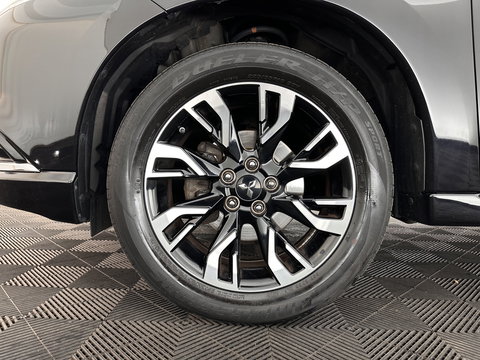 Mitsubishi Outlander 2.0 PHEV Executive Edition Aut. *LEATHER-MICROFIBRE | ROCKFORD-AUDIO | NAVI-FULLMAP | KEYLESS | CAMERA | HEATED-COMFORTSEATS | ECC | SHIFT-PADDLES | PDC | CRUISE | PRIVACY-GLASS | 18''ALU*