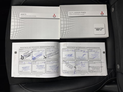 Mitsubishi Outlander 2.0 PHEV Executive Edition Aut. *LEATHER-MICROFIBRE | ROCKFORD-AUDIO | NAVI-FULLMAP | KEYLESS | CAMERA | HEATED-COMFORTSEATS | ECC | SHIFT-PADDLES | PDC | CRUISE | PRIVACY-GLASS | 18''ALU*