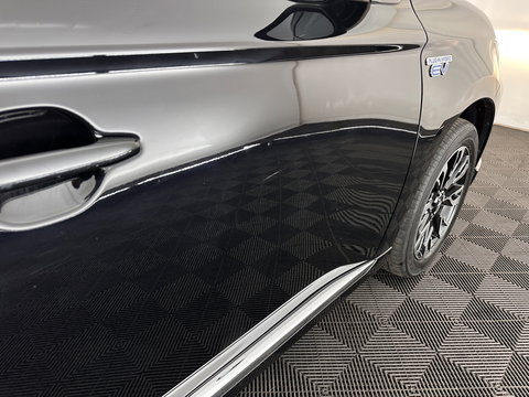 Mitsubishi Outlander 2.0 PHEV Executive Edition Aut. *LEATHER-MICROFIBRE | ROCKFORD-AUDIO | NAVI-FULLMAP | KEYLESS | CAMERA | HEATED-COMFORTSEATS | ECC | SHIFT-PADDLES | PDC | CRUISE | PRIVACY-GLASS | 18''ALU*