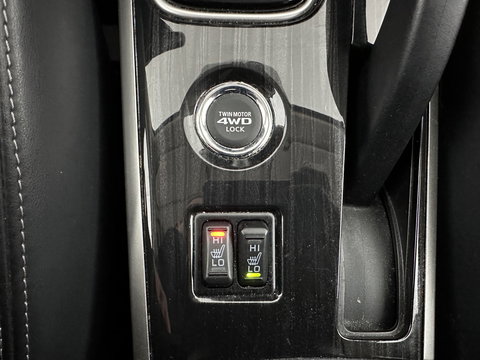 Mitsubishi Outlander 2.0 PHEV Executive Edition Aut. *LEATHER-MICROFIBRE | ROCKFORD-AUDIO | NAVI-FULLMAP | KEYLESS | CAMERA | HEATED-COMFORTSEATS | ECC | SHIFT-PADDLES | PDC | CRUISE | PRIVACY-GLASS | 18''ALU*