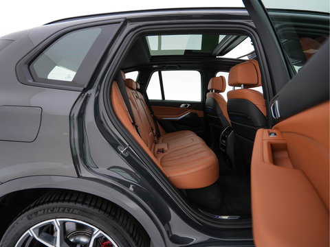 BMW X5 xDrive45e High Executive M-Sportpack (INCL.BTW) Aut. *PANO | HEAD-UP | LASER-LIGHT | LEATHER | ADAPTIVE-CRUISE | TOP-VIEW | BLINDSPOT | MEMORY-PACK | MASSAGE | HIFI-SOUND | HEATED-SPORTSEATS | NAVI-FULLMAP | DIGI-COCKPIT | 22''A