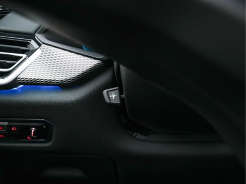 BMW X5 xDrive45e High Executive M-Sportpack (INCL.BTW) Aut. *PANO | HEAD-UP | LASER-LIGHT | LEATHER | ADAPTIVE-CRUISE | TOP-VIEW | BLINDSPOT | MEMORY-PACK | MASSAGE | HIFI-SOUND | HEATED-SPORTSEATS | NAVI-FULLMAP | DIGI-COCKPIT | 22''A