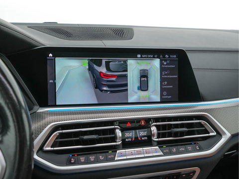 BMW X5 xDrive45e High Executive M-Sportpack (INCL.BTW) Aut. *PANO | HEAD-UP | LASER-LIGHT | LEATHER | ADAPTIVE-CRUISE | TOP-VIEW | BLINDSPOT | MEMORY-PACK | MASSAGE | HIFI-SOUND | HEATED-SPORTSEATS | NAVI-FULLMAP | DIGI-COCKPIT | 22''A