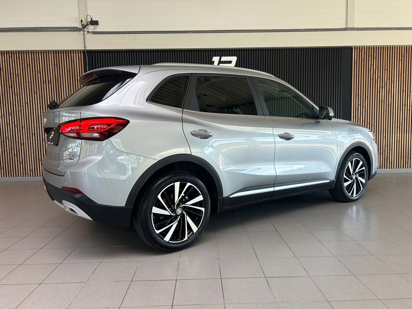 MG MG ZS Hybrid+ 1.5 Hybrid+ Luxury LEDER INTERIEUR|CAMERA|APPLECARPLAY|NAVI|PDC