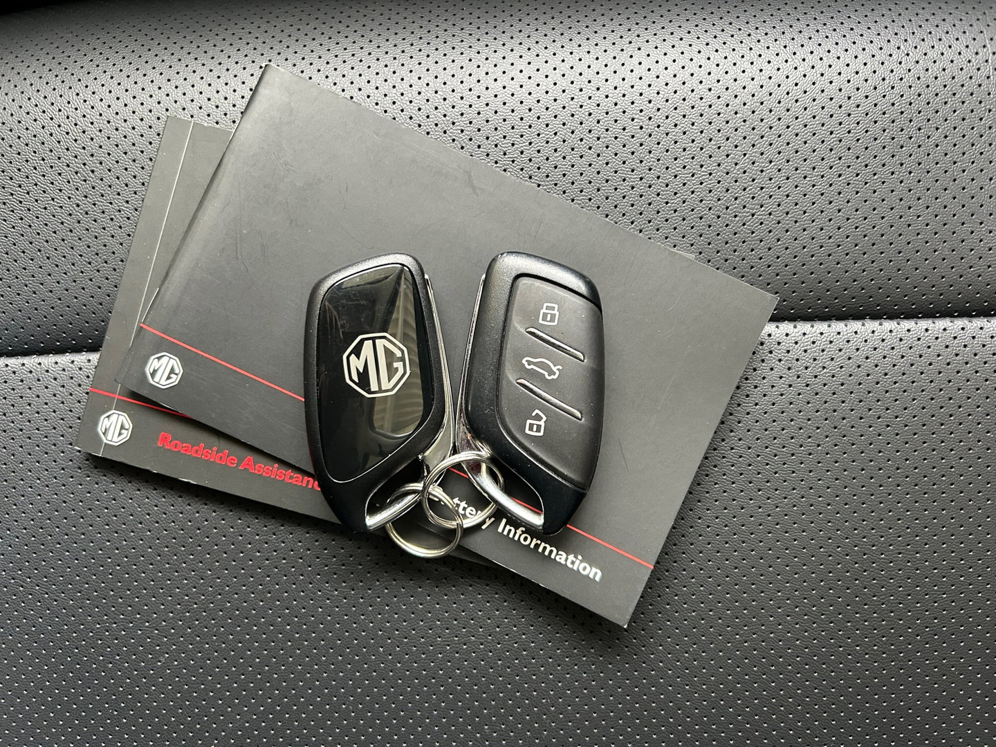 MG MG ZS Hybrid+ 1.5 Hybrid+ Luxury LEDER INTERIEUR|CAMERA|APPLECARPLAY|NAVI|PDC