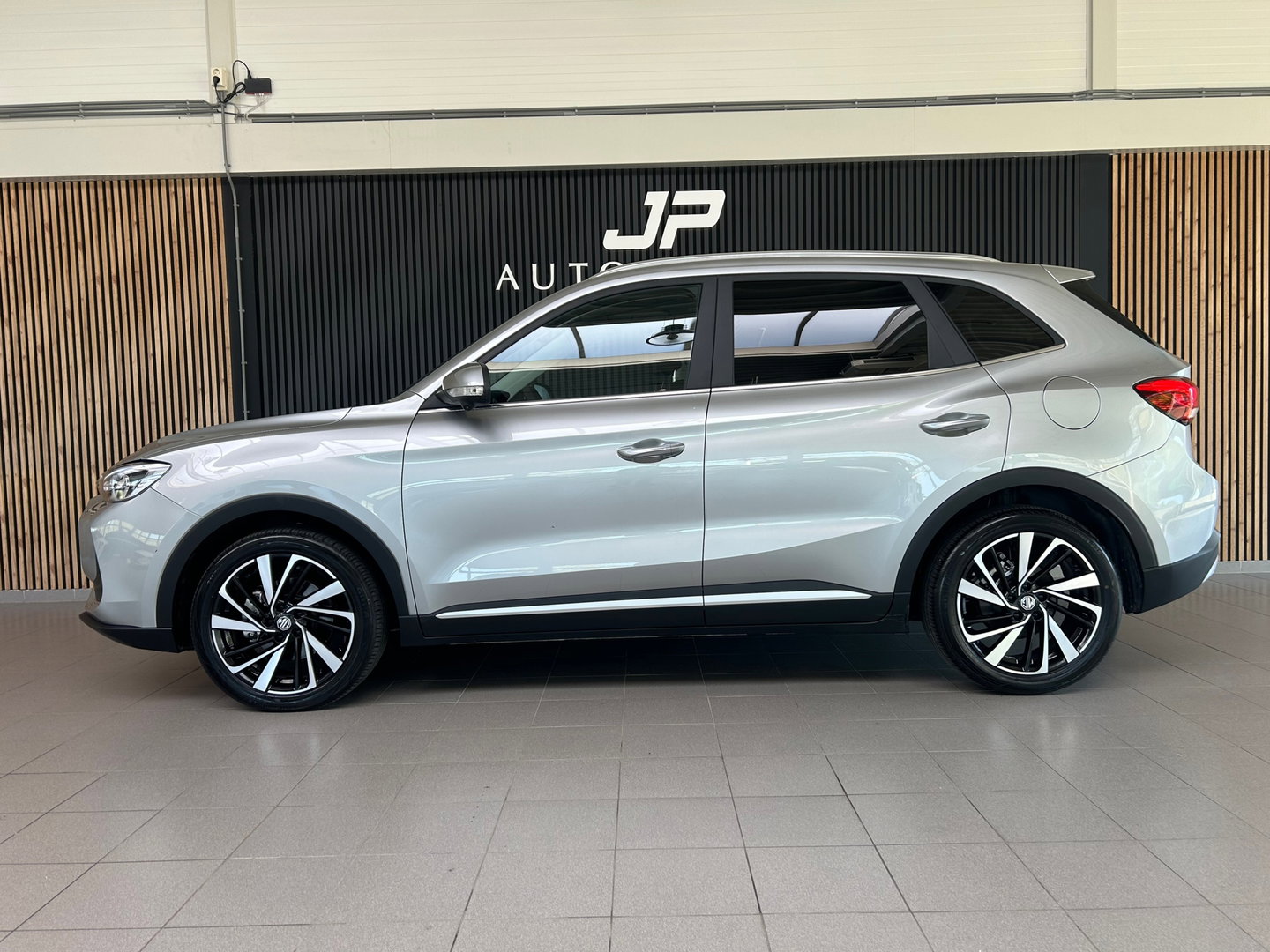 MG MG ZS Hybrid+ 1.5 Hybrid+ Luxury LEDER INTERIEUR|CAMERA|APPLECARPLAY|NAVI|PDC