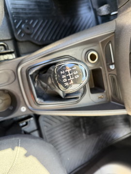 Ford Transit Courier 1.5 TDCI Trend / euro 6 / bpm vrij / vaste prijs rijklaar € 9.950 marge / vrij van btw / pdc voor en achter / airco / cruise / schuifdeur / lichtmetalen velgen