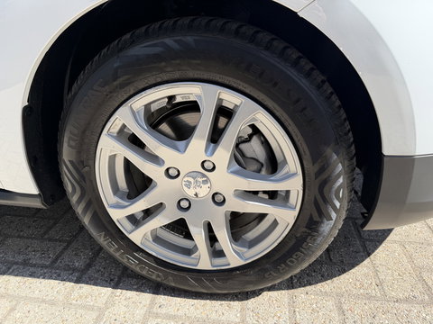 Ford Transit Courier 1.5 TDCI Trend / euro 6 / bpm vrij / vaste prijs rijklaar € 9.950 marge / vrij van btw / pdc voor en achter / airco / cruise / schuifdeur / lichtmetalen velgen