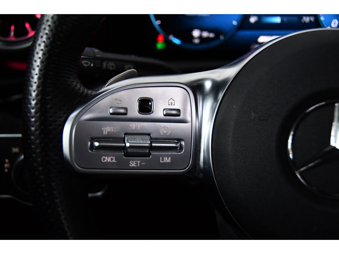 Mercedes-Benz CLA-Klasse Shooting Brake AMG 35 4MATIC