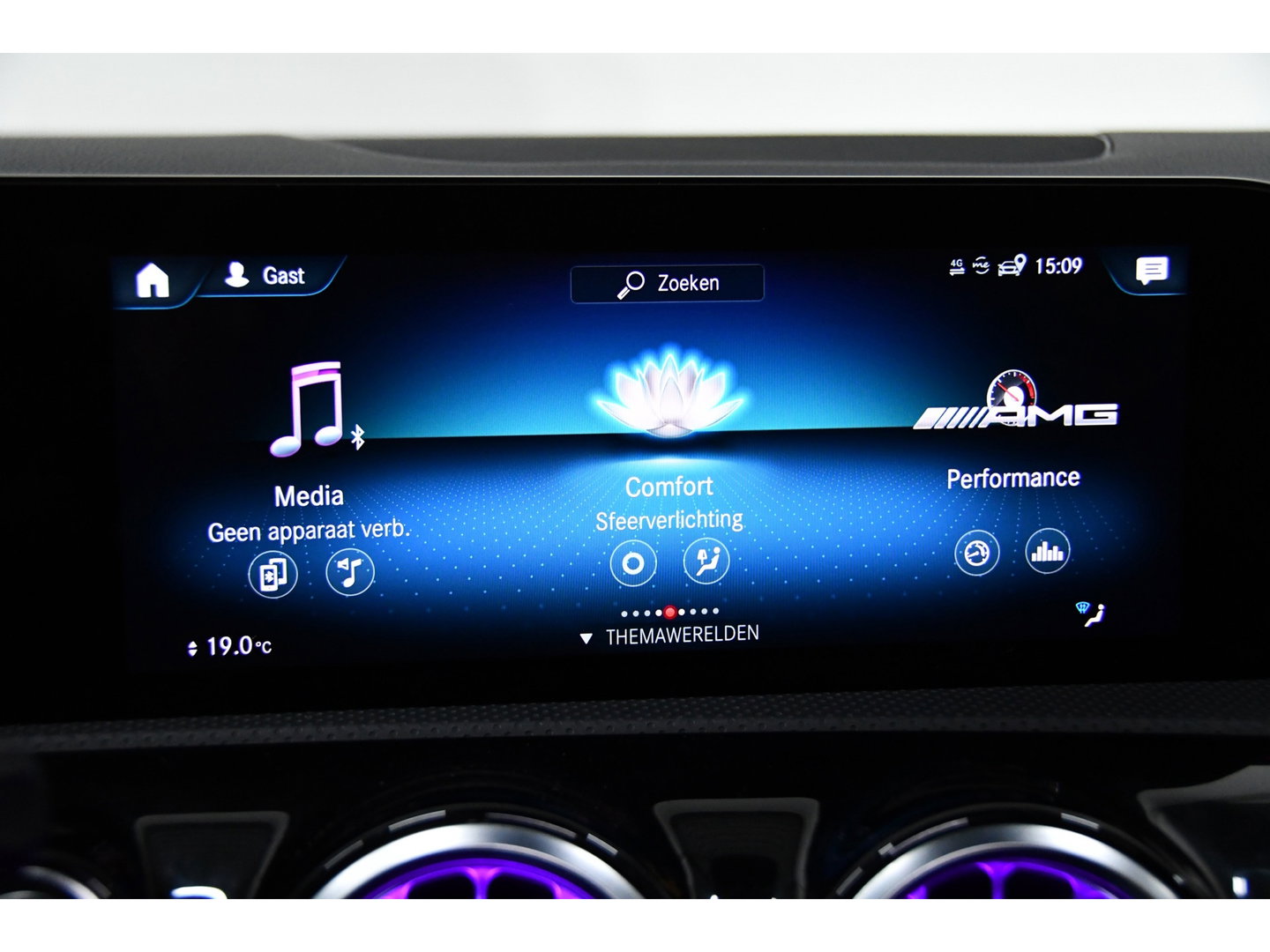 Mercedes-Benz CLA-Klasse Shooting Brake AMG 35 4MATIC