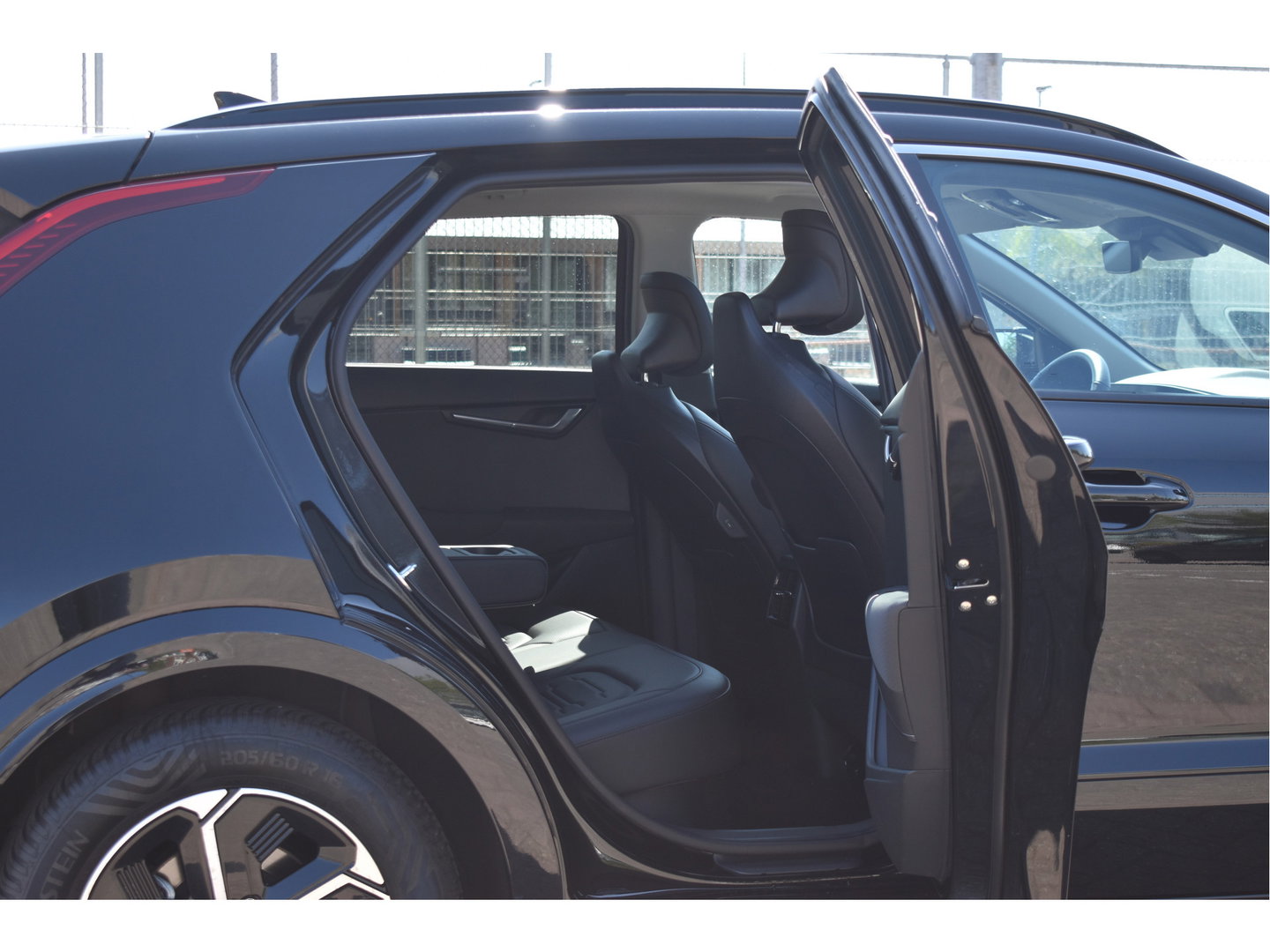 Kia Niro 1.6 GDi Hybrid DynamicPlusLine | NL-Auto | Vol | HUD | Keyless | Open dak | Carplay | Stuurverwarming | Full LE | Trekhaak