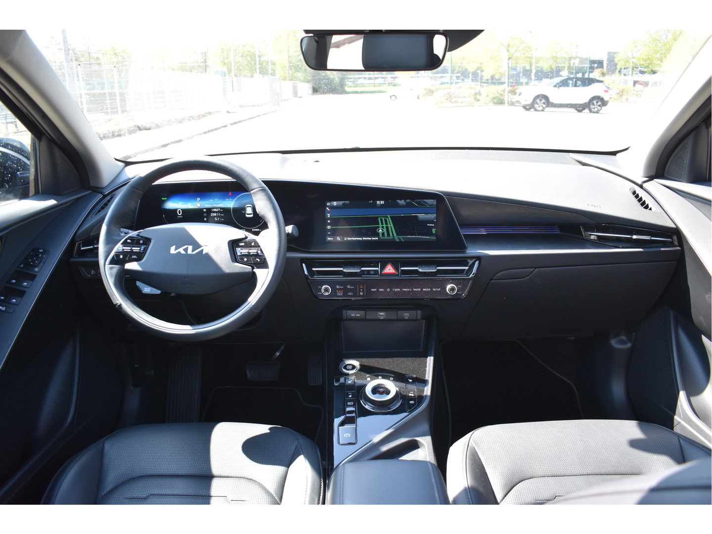 Kia Niro 1.6 GDi Hybrid DynamicPlusLine | NL-Auto | Vol | HUD | Keyless | Open dak | Carplay | Stuurverwarming | Full LE | Trekhaak