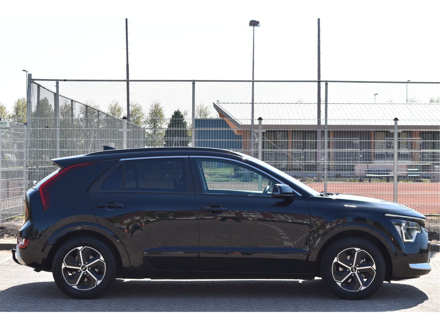 Kia Niro 1.6 GDi Hybrid DynamicPlusLine | NL-Auto | Vol | HUD | Keyless | Open dak | Carplay | Stuurverwarming | Full LE | Trekhaak