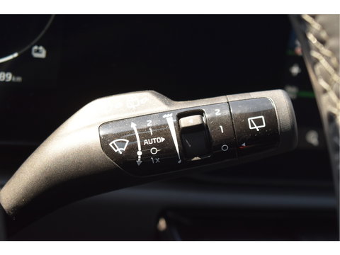 Kia Niro 1.6 GDi Hybrid DynamicPlusLine | NL-Auto | Vol | HUD | Keyless | Open dak | Carplay | Stuurverwarming | Full LE | Trekhaak