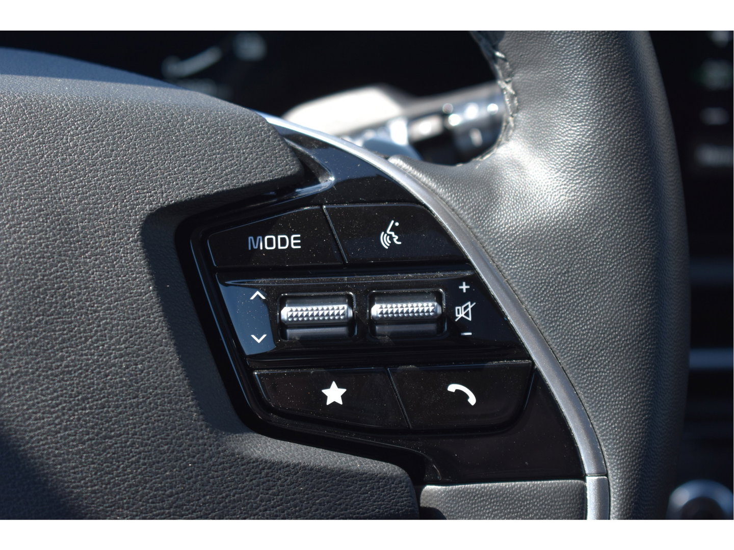 Kia Niro 1.6 GDi Hybrid DynamicPlusLine | NL-Auto | Vol | HUD | Keyless | Open dak | Carplay | Stuurverwarming | Full LE | Trekhaak