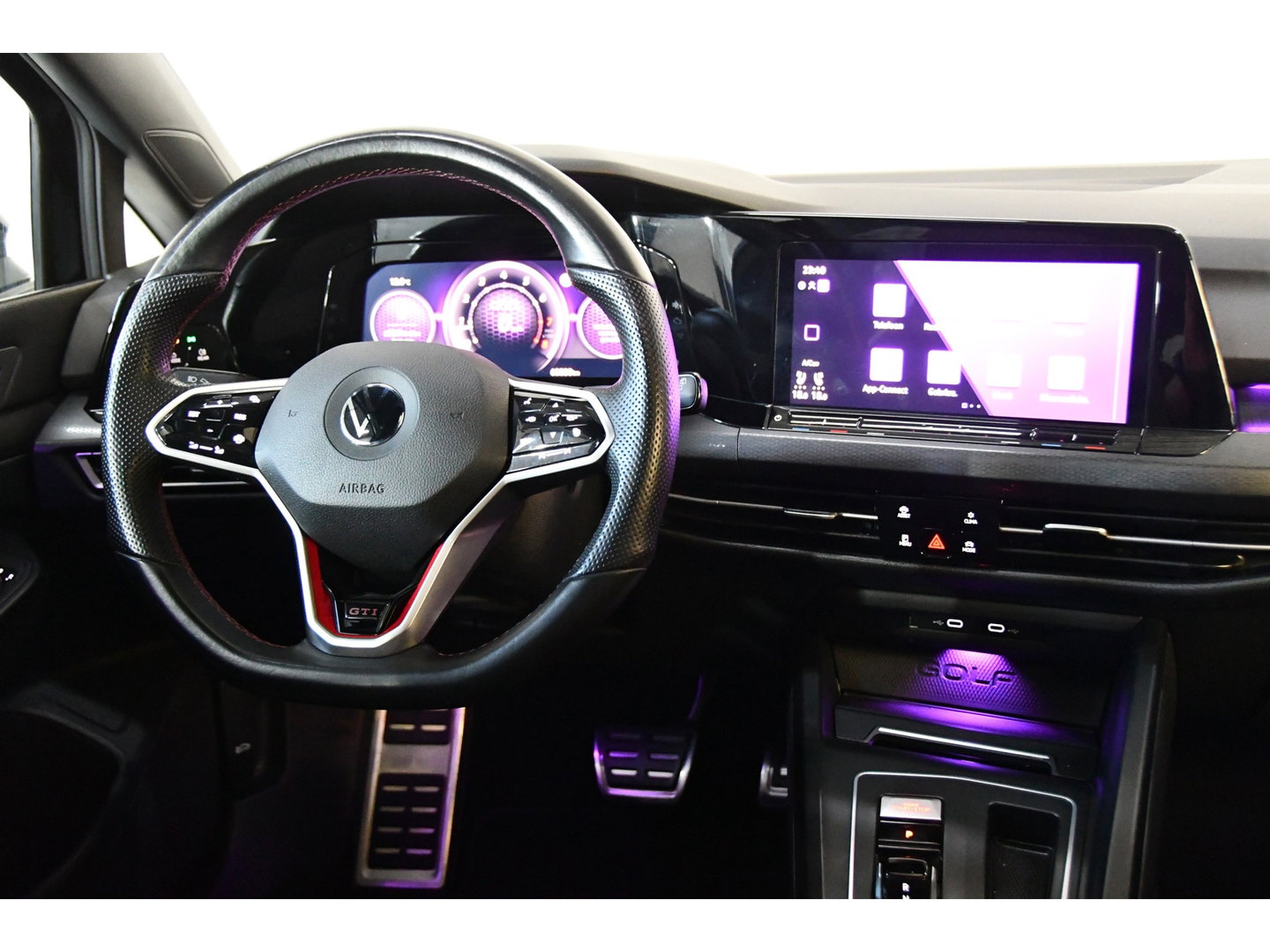 Volkswagen Golf 2.0 TSI GTI Clubsport, Pano, Sfeer