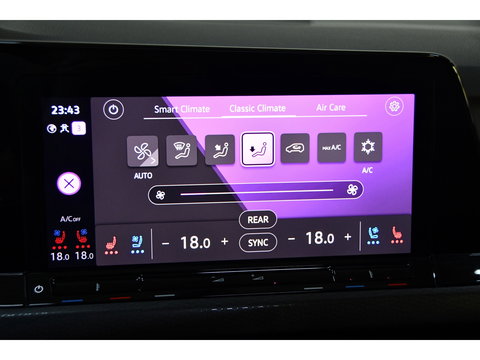 Volkswagen Golf 2.0 TSI GTI Clubsport, Pano, Sfeer