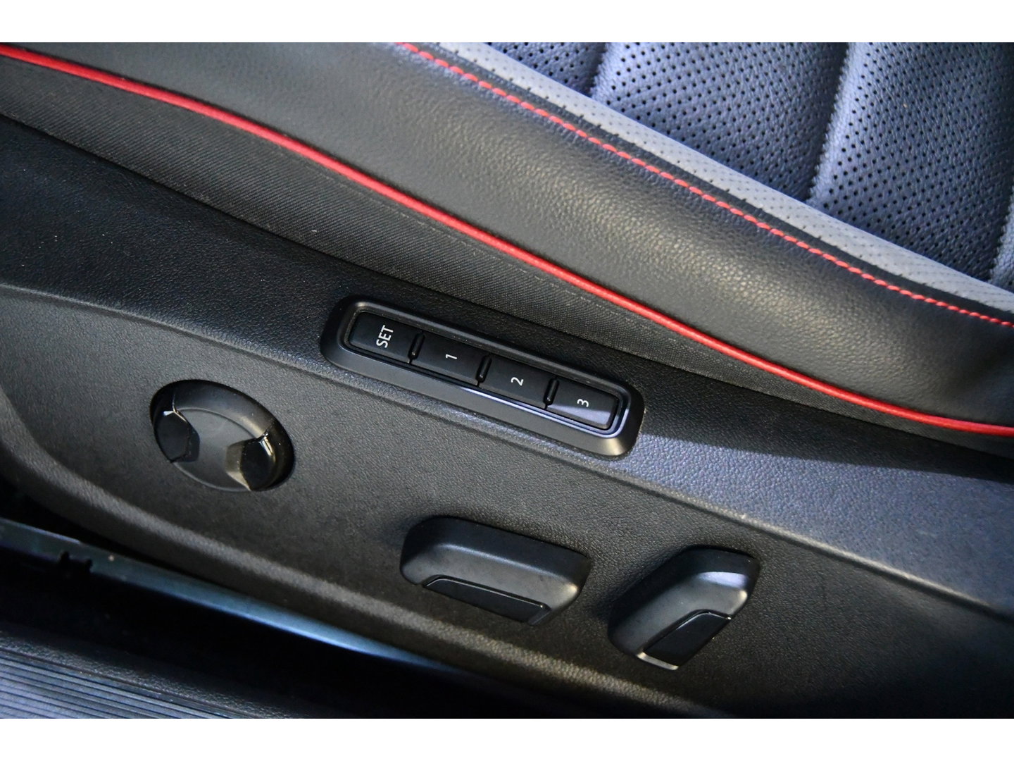 Volkswagen Golf 2.0 TSI GTI Clubsport, Pano, Sfeer