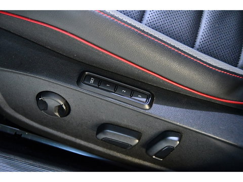 Volkswagen Golf 2.0 TSI GTI Clubsport, Pano, Sfeer