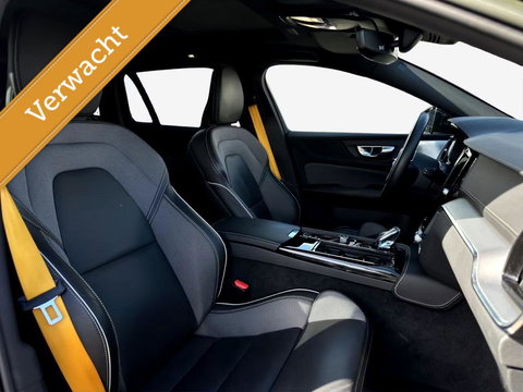 Volvo V60 2.0 T8 Plug-in hybrid AWD Polestar Engineered B&W