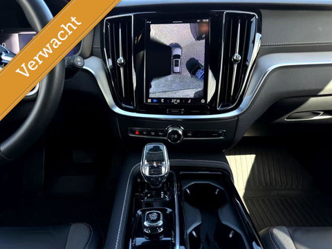 Volvo V60 2.0 T8 Plug-in hybrid AWD Polestar Engineered B&W