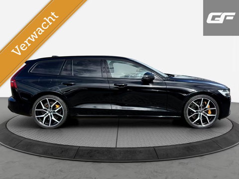Volvo V60 2.0 T8 Plug-in hybrid AWD Polestar Engineered B&W