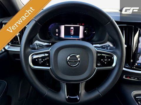 Volvo V60 2.0 T8 Plug-in hybrid AWD Polestar Engineered B&W