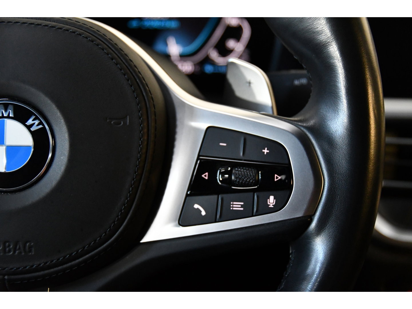 BMW 3-serie 330e M-pakket, Applecarplay, Sfeerverlichting