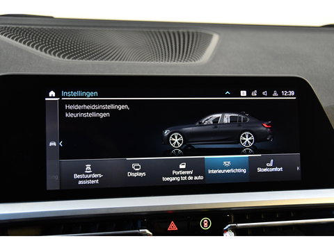 BMW 3-serie 330e M-pakket, Applecarplay, Sfeerverlichting