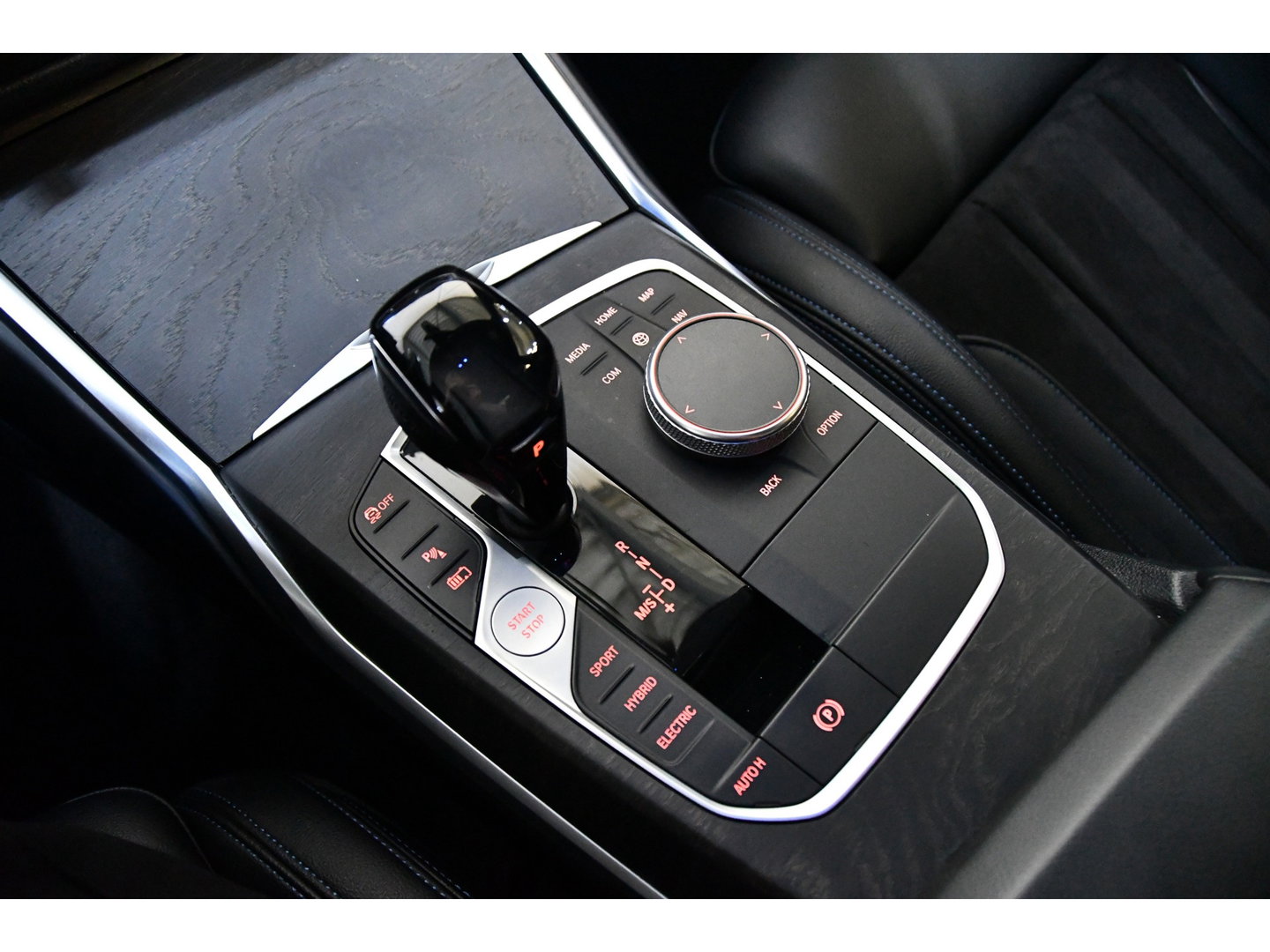 BMW 3-serie 330e M-pakket, Applecarplay, Sfeerverlichting