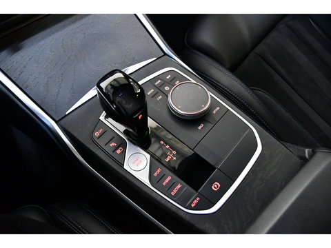 BMW 3-serie 330e M-pakket, Applecarplay, Sfeerverlichting