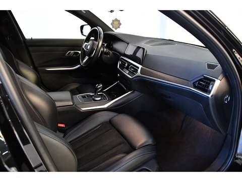 BMW 3-serie 330e M-pakket, Applecarplay, Sfeerverlichting