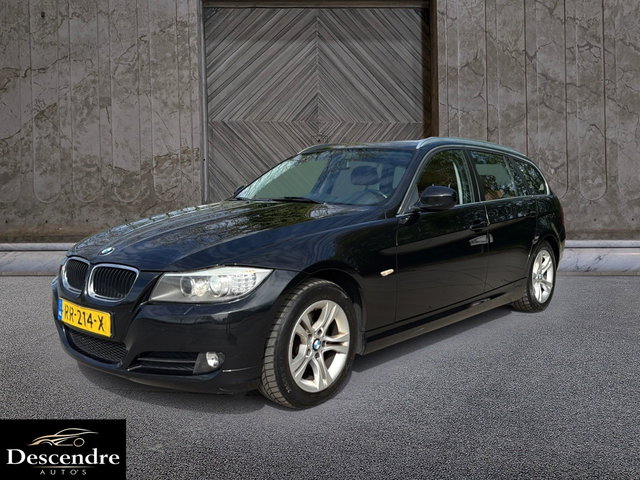 BMW 3 Serie - Touring 318i Corporate Lease Luxury Line