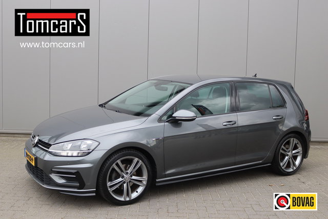 Volkswagen Golf - 1.5 TSI 150PK Highline Business R Navigatie/Camera/Stoelverwarming/Adaptive-cruisecontrol