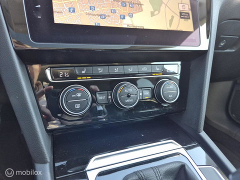 Volkswagen Arteon 1.5 TSI Elegance, Pano, Trekhaak, DigiDash