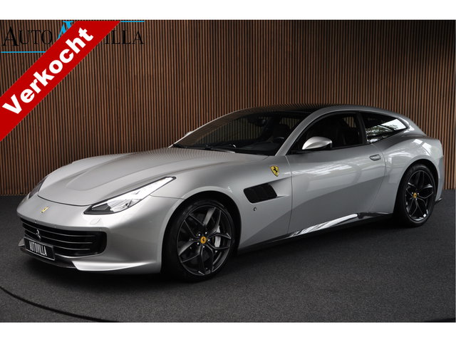 Ferrari GTC4Lusso - GTC4 3.9 V8 Lusso T Carbon Passengerdisplay JBL Liftsysteem  Daytona style seats Camera Leer Navi