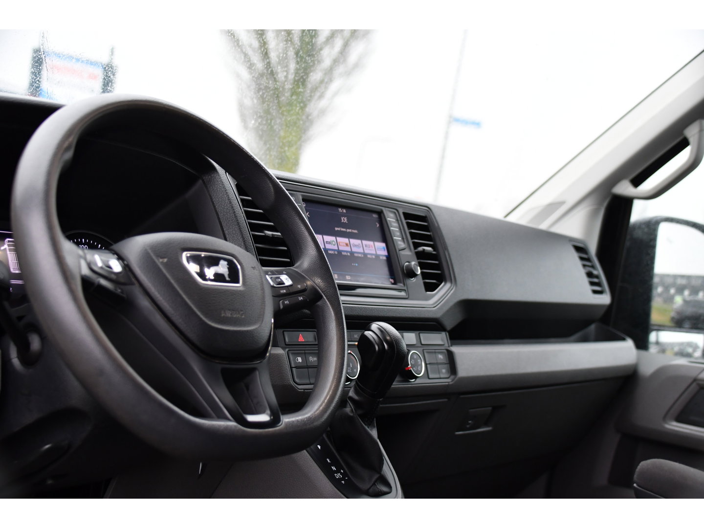 MAN TGE 30 2.0 L3H2 Black Edition Camera, Cruise, Carplay, LED, Automaat, 177pk, Trekhaak, Geveerde stoel, Sensoren, Uniek!