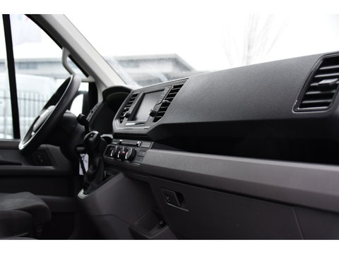 MAN TGE 30 2.0 L3H2 Black Edition Camera, Cruise, Carplay, LED, Automaat, 177pk, Trekhaak, Geveerde stoel, Sensoren, Uniek!