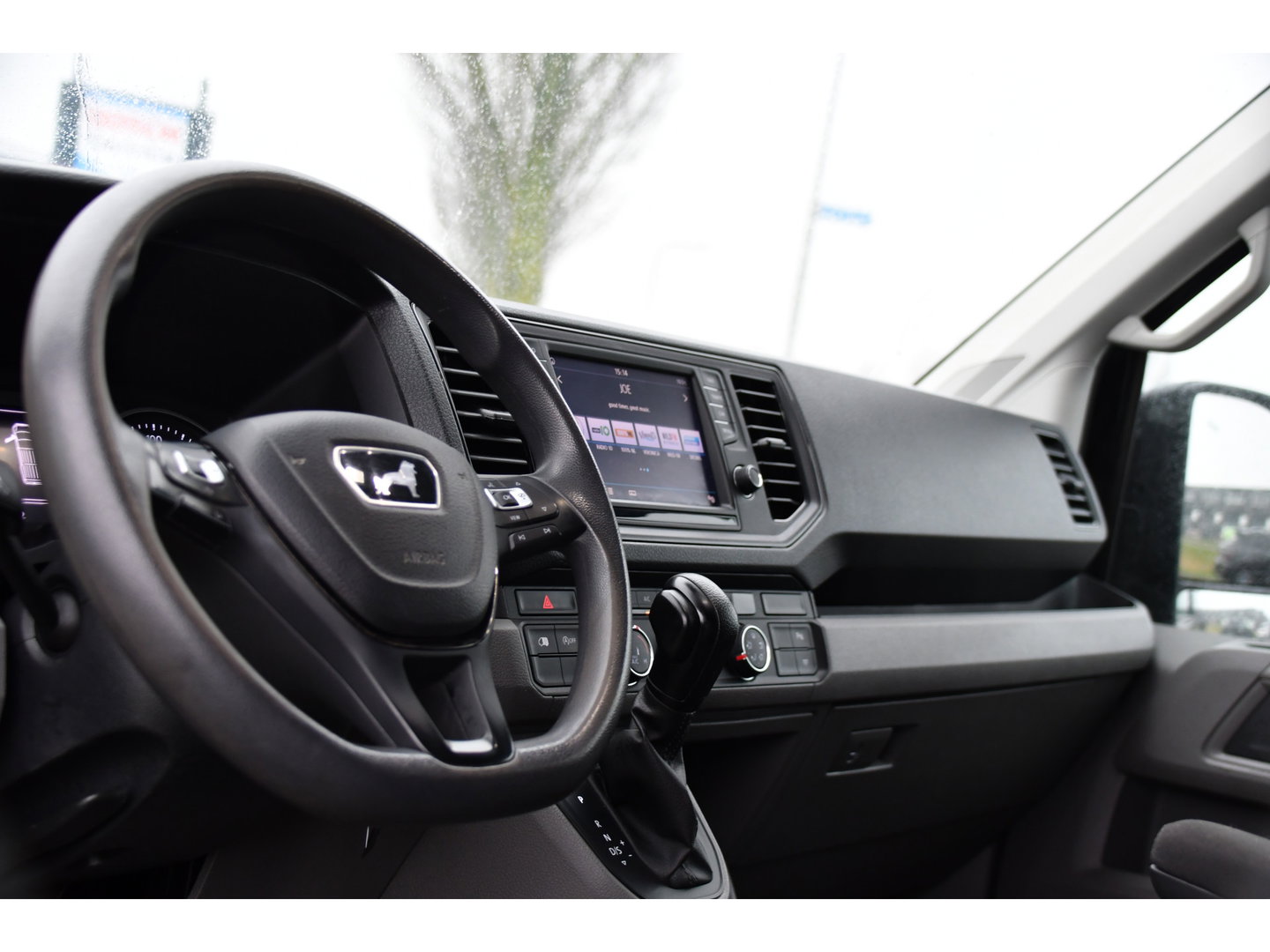 MAN TGE 30 2.0 L3H2 Black Edition Camera, Cruise, Carplay, LED, Automaat, 177pk, Trekhaak, Geveerde stoel, Sensoren, Uniek!