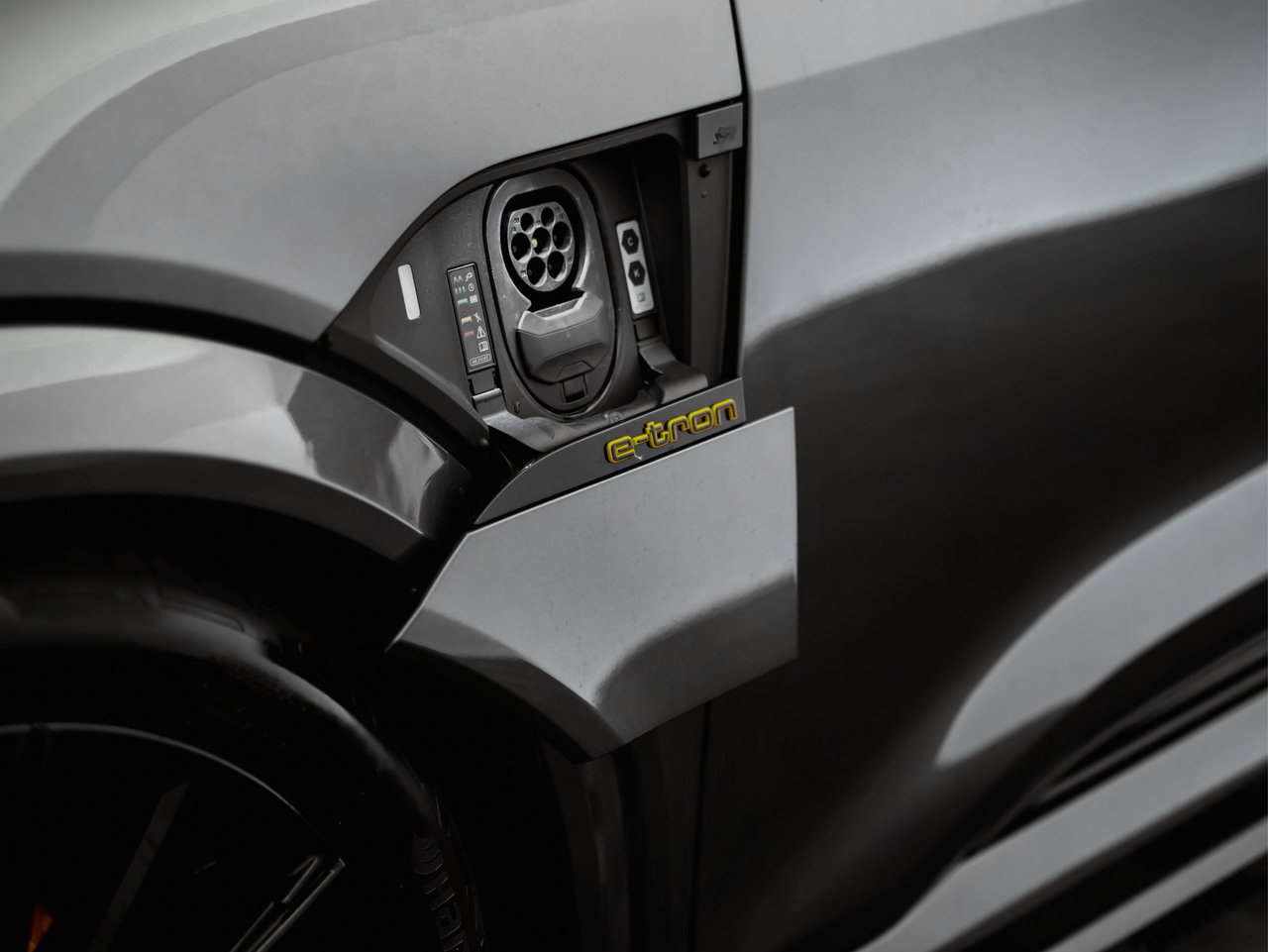 Audi e-tron