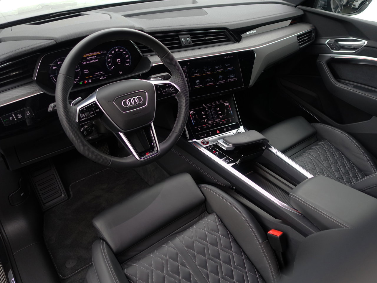 Audi e-tron