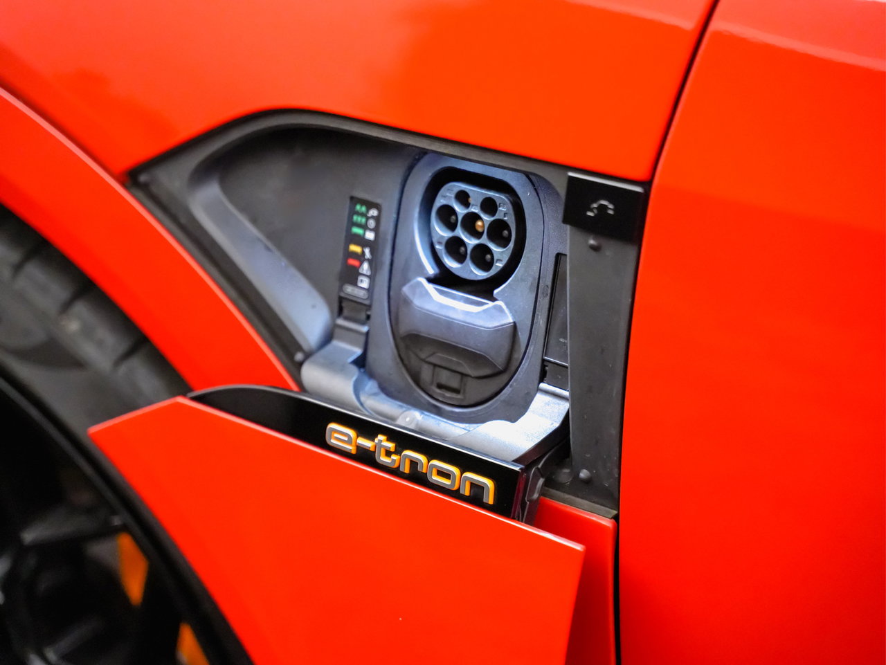 Audi e-tron