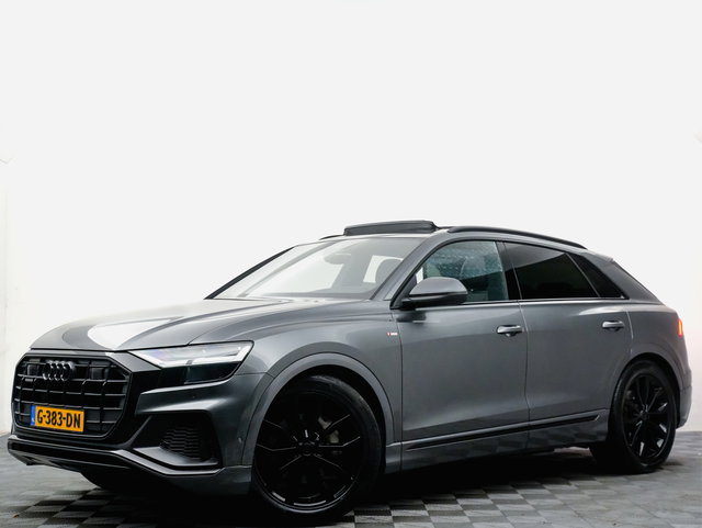 Audi Q8 - 55 TFSI 350pk quattro Competition Pro Line Plus Panoramadak,Leer, Headup display, Sfeerverlichting, Bose audio
