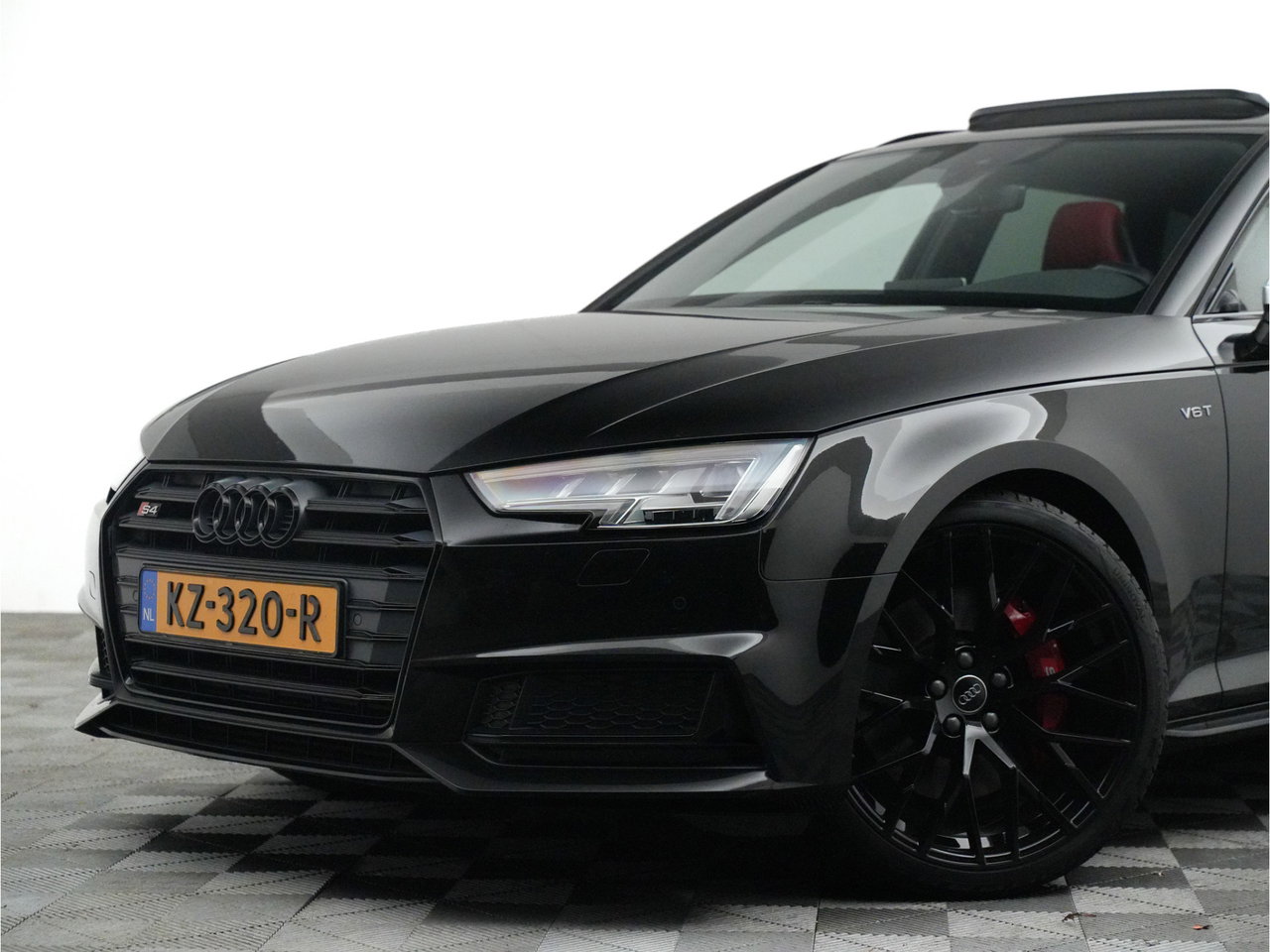Audi S4
