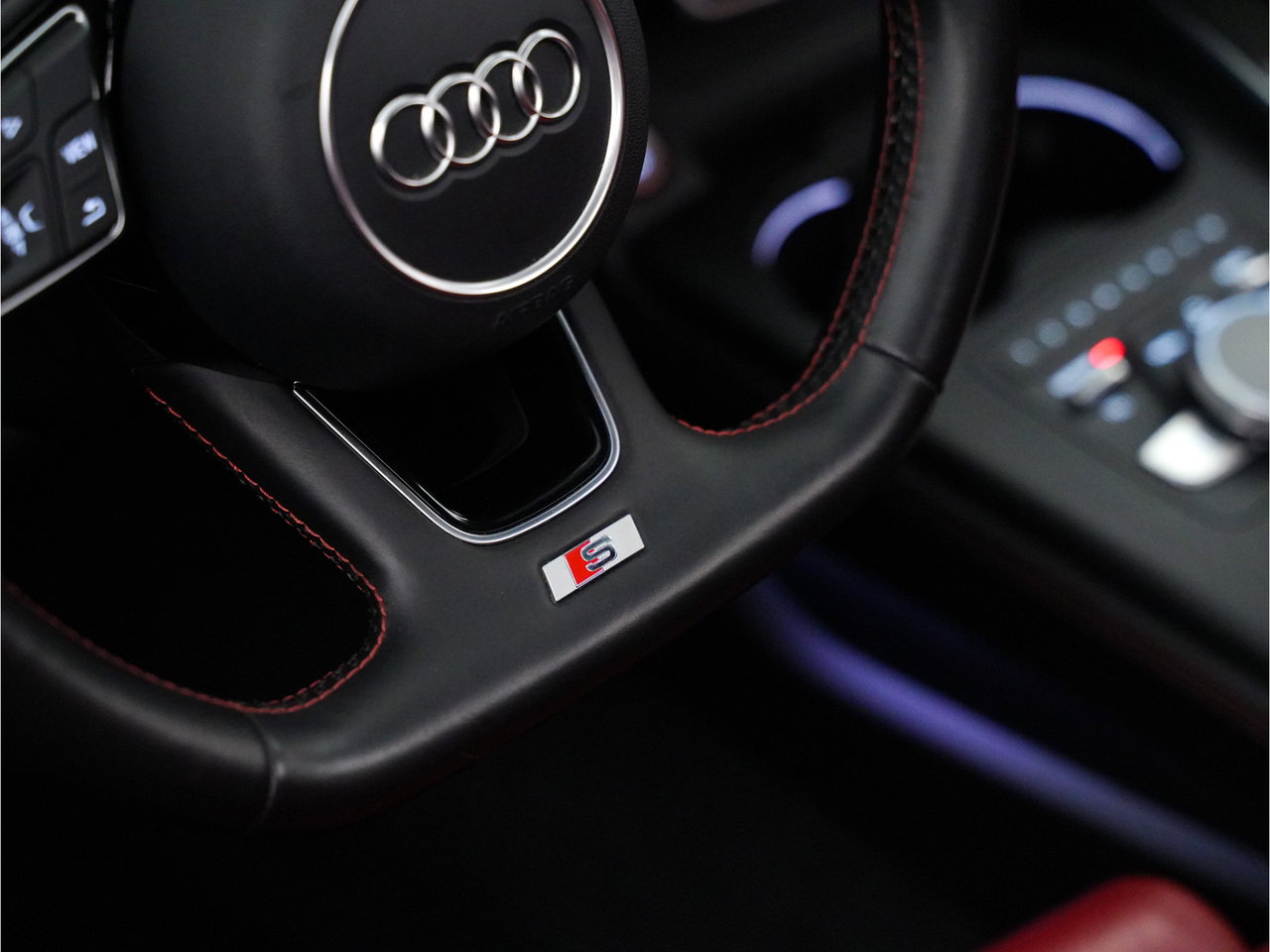 Audi S4
