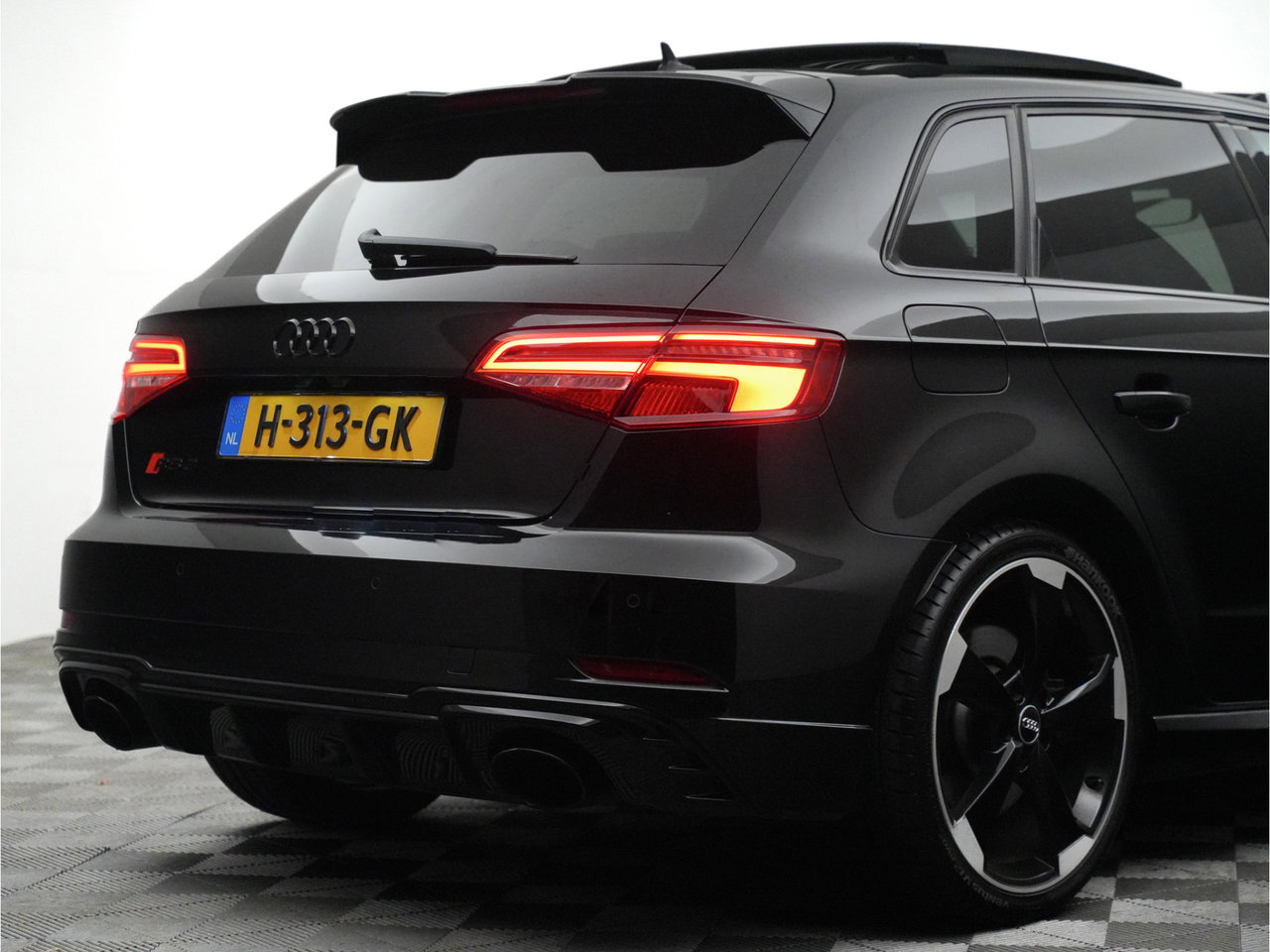 Audi RS3