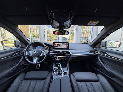 BMW 5 Serie Touring 530e High Ex. M-Sport |CoPilot|Laser|H/K|HUD|Integral Active Steering|